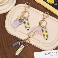 Porte-clés décoratif en acrylique avec impression UV, motif dessin animé, pour sac à crayons et cahier, léger et sûr, idéal pour les étudiants et l'usage quotidien à l'école