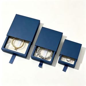 Caja Flotante para Joyería de Cartón con Película de PE Transparente Cuadrada, a Prueba de Polvo, Embalaje para Regalo, 14 Colores a Elegir, Logotipo Personalizado, Se Adapta a Todo - Product Image 4