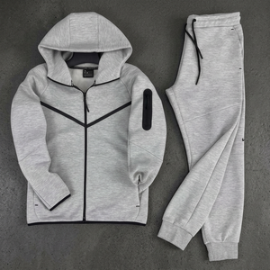 Set Sportivo Casual Autunnale da Donna, Giacca Nera con Cappuccio e Zip, Pantaloni da Jogging Traspiranti ad Asciugatura Rapida, Logo Stampato, Design <span class=keywords><strong>2</strong></span> in 1 - Product Image 2