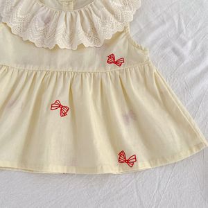 Completo Estivo per Ragazze in Cotone con Top con Colletto in Pizzo, Pantaloni Dritti e Fiocco Ricamato - Product Image 5