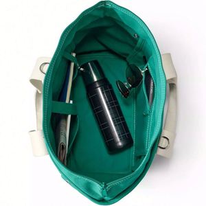 กระเป๋าผ้าแคนวาสชายหาด LILA ขนาดกลาง พิมพ์โลโก้ได้ ทนทาน ใช้ซ้ำได้ พับเก็บได้ เหมาะสำหรับการเดินทาง - Product Image 4