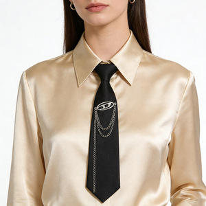Corbata de cadena metálica con letra D, unisex, fácil de atar, sin punto, venta al por mayor - Product Image 2