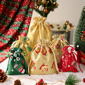 Sacs cadeaux de Noël QIAN LI en polyester avec cordon de serrage rouge, or et vert pour emballages de fêtes - Product Image 3