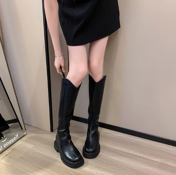 Extra Wide black Basic Lining