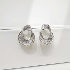 wholesale plata 925 <b>silver</b> Geometric <b>Huggie</b> Earring hip hop party big Baguette Cut Luxury zirconia Luxury fine stud earrings - Product Image 3