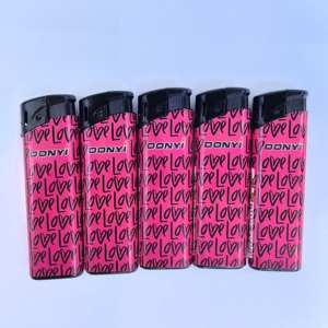 Briquet électrique USB design polyvalent rechargeable en métal et plastique pour fumer les cigares, le camping et l'éclairage des bougies - Product Image 1