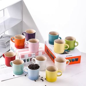 Vente en gros personnalisée de tasses à macarons de style nordique créatives, tasse en céramique à dégradé de couleur arc-en-ciel - Product Image 3