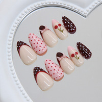 Faux ongles de salon, style français 3D, motifs de luxe pré-dessinés, couverture complète, capsules artificielles, fournisseur en gros, ongles à presser