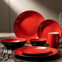 Lot de 18 assiettes et bols élégants en grès, style européen et américain, motif baies, vente en gros pour restaurants et hôtels