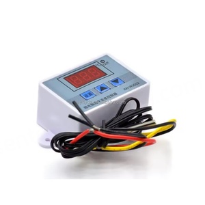 Controlador de Temperatura Digital LED XH-W3002 12V 24V 220V 10A, Termostato con Sonda y Sensor Impermeable W3002 - Product Image 1