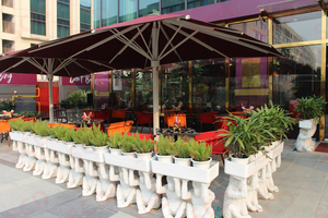 Уличный зонт-шатер 3х6 метров для отелей и курортов, роскошный зонт-парасоль для улицы - Product Image 5