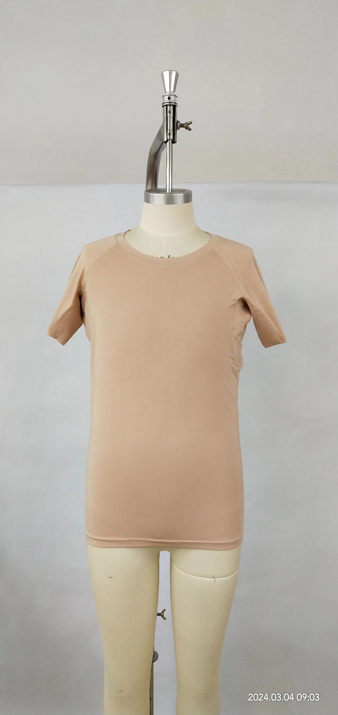 Hommes col rond PEAU