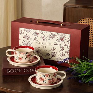 Ensemble de tasses à café vintage avec soucoupes, coffret cadeau, tasse en céramique haut de gamme, design floral peint à la main, rétro, résistant à la chaleur, écologique, pour la maison - Product Image 3