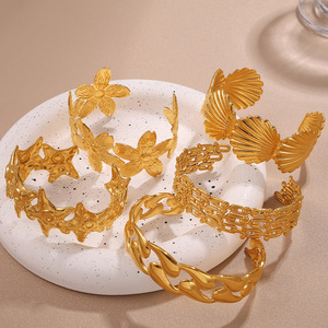 Pulsera Abierta con Diseño de Estrella de Mar y Lágrima, de Acero de Titanio para Mujer, Joyería de Fiesta, Diseño Irregular, Sz239 Sz243 - Product Image 1