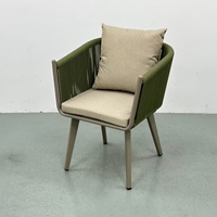 Vente en gros de chaises de salle à manger d'extérieur de style nordique moderne, empilables en bois et aluminium durable pour jardins entrepôts chambre à coucher école