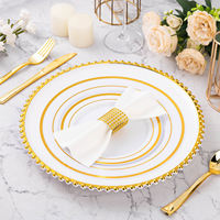 Assiettes de présentation en plastique avec bord doré, assiette de présentation de luxe transparente pour mariage 13 pouces, décoration de table élégante