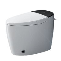 WC intelligent moderne européen monobloc avec cuvette allongée, réservoir intégré, siphon en S, siège chauffant, télécommande, à poser au sol, en céramique