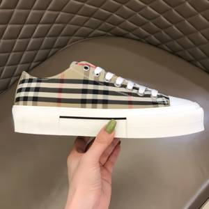 Vente en gros de baskets unisexes de haute qualité, design rétro à carreaux, chaussures décontractées, chaussures en toile respirantes et tendance - Product Image 4