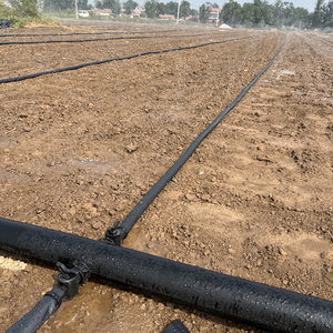 <span class=keywords><strong>Tuyau</strong></span> d'arrosage plat en plastique de <span class=keywords><strong>28</strong></span> <span class=keywords><strong>mm</strong></span> pour système d'irrigation par pulvérisation laser pour pâturage de 1 ha - Product Image 2