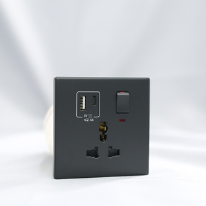 Enchufe Universal Negro Personalizado al por Mayor de 1 Salida con Interruptor, Indicador y USB A+C - Product Image 3