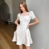 ZYHT 9876 nouveau Style de luxe froncé vêtements courts femmes élégantes noir à manches courtes robe une ligne robes