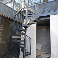 Escalier en colimaçon préfabriqué sur mesure en acier au carbone antirouille pour balcon