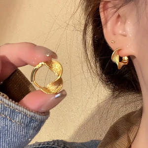 Orecchini a polsino a forma di C con nodo intrecciato per donna, accessori per l'orecchio semplici da indossare tutti i giorni - Product Image 2