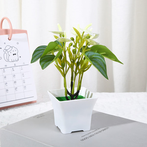 Tanaman pot buatan realistis Anthurium, tanaman dekorasi Desktop dan ruang tamu, tanaman pot tahan lama ringan