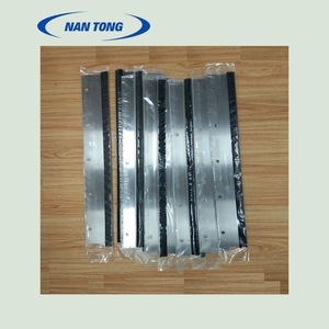 ใบมีดทำความสะอาดลูกกลิ้งหมึกสำหรับเครื่องพิมพ์ Nantong Gto46 ขนาด 500 มม. 254 มม. ทำจากเหล็กและยาง รูปทรงเฉียง - Product Image 3