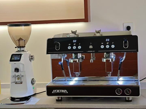 Máquina de Espresso Comercial de Doble Cabezal Automática de Acero Inoxidable LADETINA/Tianna Portátil con Batería para Hotel - Product Image 3