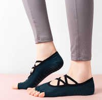 Chaussettes de yoga premium 2026 à double sangle croisée pour femme, demi-orteils, en coton avec grip en silicone, pour Pilates, danse et fitness