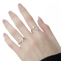 Bague ajustable en argent sterling 925 avec des oiseaux volants et des hirondelles en forme d'oiseau porte-bonheur doré