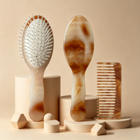Brosse à cheveux en acétate d'ambre personnalisée en gros de l'usine JUNYI avec picots en nylon et peigne à dents larges en TPR – Kit de soin quotidien