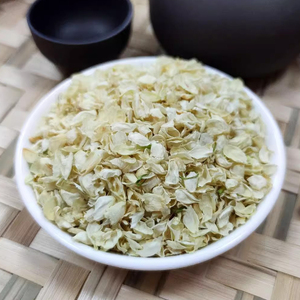 Pétales de <span class=keywords><strong>jasmin</strong></span> séchés, morceaux de fleurs brisées, parfum riche, pétales comestibles pour desserts, pétales parfumés, <span class=keywords><strong>feuilles</strong></span> de thé aux fleurs séchées - Product Image 3