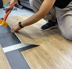 Suelo de Vinilo <span class=keywords><strong>SPC</strong></span> de 5 mm de Espesor con Base, Suelo de Vinilo <span class=keywords><strong>SPC</strong></span> con Sistema de Clic, Diseño de Madera, Roble Híbrido, Suelo de Vinilo <span class=keywords><strong>SPC</strong></span> de 5 mm y 6 mm - Product Image 1