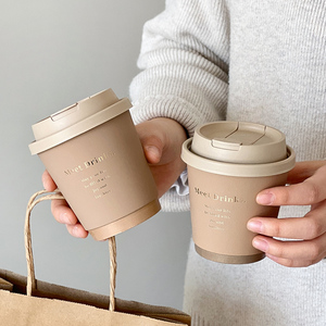 Hot and trendy snow colored coffee cups with lids high-end and exquisite cold and hot drinks milk tea cups customized paper cups