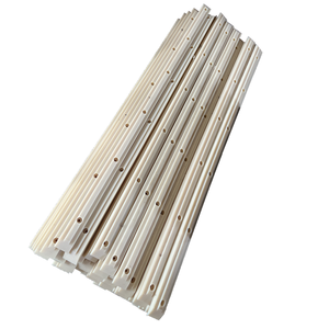 Rail de guidage en nylon <span class=keywords><strong>MC</strong></span> vierge sur mesure, sans bavures, pour ligne d'assemblage d'emballage et ligne de tri logistique - Product Image 1