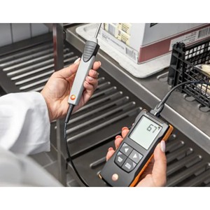 Testo 110 - NTC and Pt100 Temperature <b>Measuring</b> Instrument with App Connection - Product Image 5