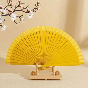 พัดไม้ไผ่พับได้ พกพาสะดวก ลายดอกไม้สีขาว ศิลปะพื้นบ้าน ดีไซน์โบราณ พิมพ์โลโก้ได้ เป็นของขวัญส่งเสริมการขายที่เป็นมิตรกับสิ่งแวดล้อม - Product Image 3