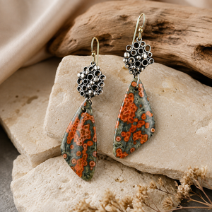 Orecchini Pendenti Vintage Multicolore a Triangolo e Goccia con Motivo Floreale in Pietra per Donne - Product Image 6