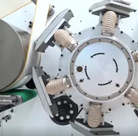 Gebrauchte Vollautomatische Windelherstellungsmaschine mit PLC, Lagermotor & Getriebe - Hohe Geschwindigkeit & Effizienz