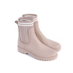 YL7379 Offre Spéciale dames de haute qualité femmes mode PVC bottes de pluie chaussures de grande taille - Product Image 5