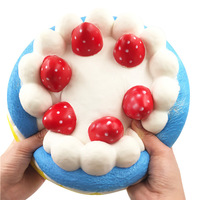 Direct usine, Squishy Gâteau Fraise Très Grand à Rebond Lent en Matériau PU à Trois Couches, Exclusivité Transfrontalière