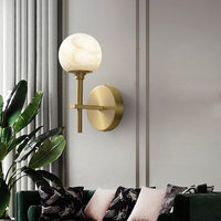 Applique murale en marbre, lampe de chevet, style post-moderne minimaliste, luminaire d'appoint de luxe léger pour salon, entièrement en cuivre, éclairage LED