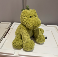 Peluche Dragon Fuddlewuddle britannique JE 23 cm, rembourrage en coton PP, fourrure ondulée verte douce, poupée apaisante pour enfants, cadeau