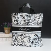 Fabricant de sacs à provisions en plastique PE-BD à impression transparente sac d'emballage avec transporteur en plastique durable sacs d'épicerie recyclés à la mode