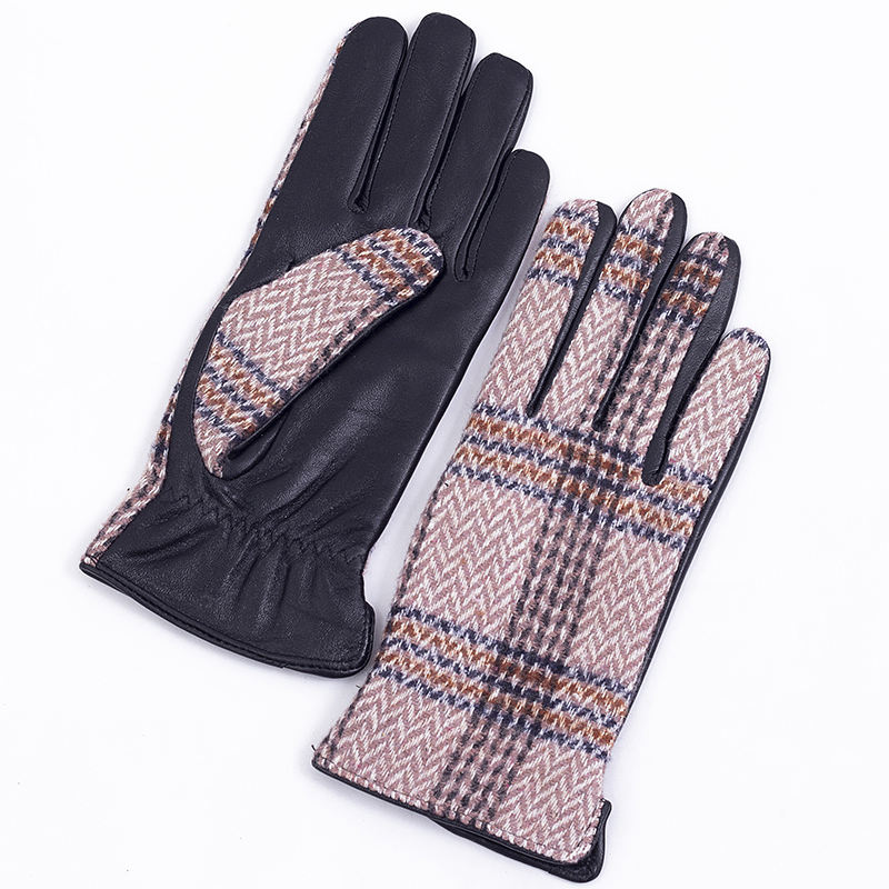 ชมพู + ดำ