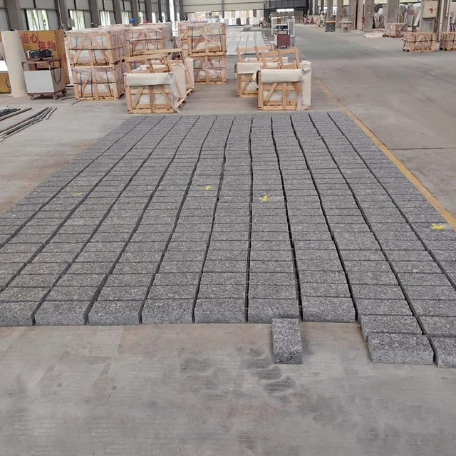 G603 Grey Granite Tile Natural Stone for Paving and Floor Outdoor and Villa Hotel Use Interior and Exterior Use