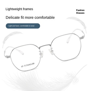 Marco <span class=keywords><strong>de</strong></span> titanio 98567 marco pequeño <span class=keywords><strong>de</strong></span> varios lados 49mm <span class=keywords><strong>de</strong></span> gama alta para hombres y mujeres <span class=keywords><strong>gafas</strong></span> <span class=keywords><strong>de</strong></span> moda personalidad <span class=keywords><strong>de</strong></span> los estudiantes - Product Image 4
