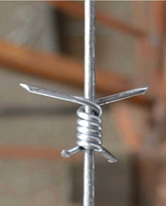 Fil barbelé galvanisé haute sécurité et haute résistance, double torsion, en rouleau de 500 m, 20 kg par rouleau, avec emballage - Product Image 6